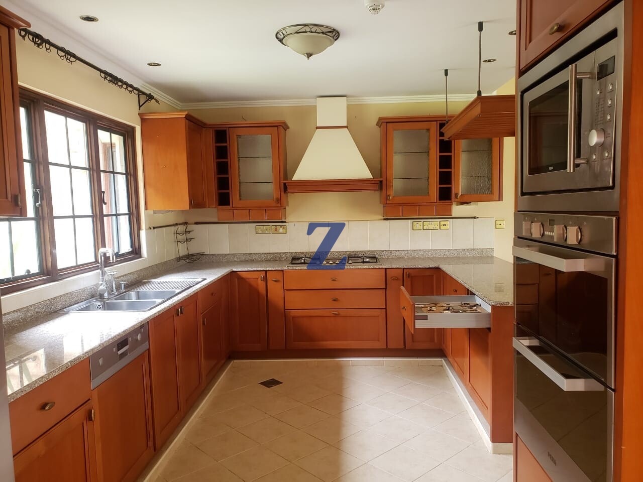Spacious 4 bedroom Town house for Rent, In Runda